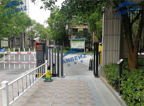 【安贝驰】小区停车拥堵可以通过智能车牌识别系统解决吗？