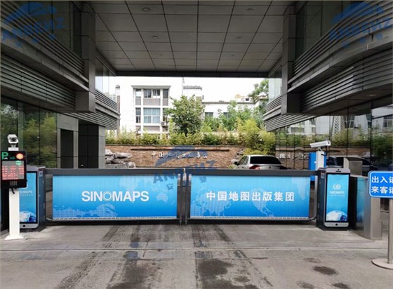 【安贝驰】智能广告道闸助您快速回成本